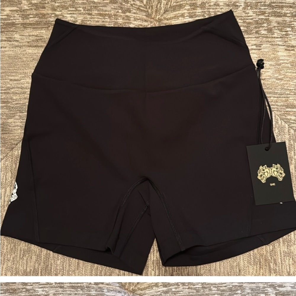 NWT Darc Sport Energy Shorts - size small